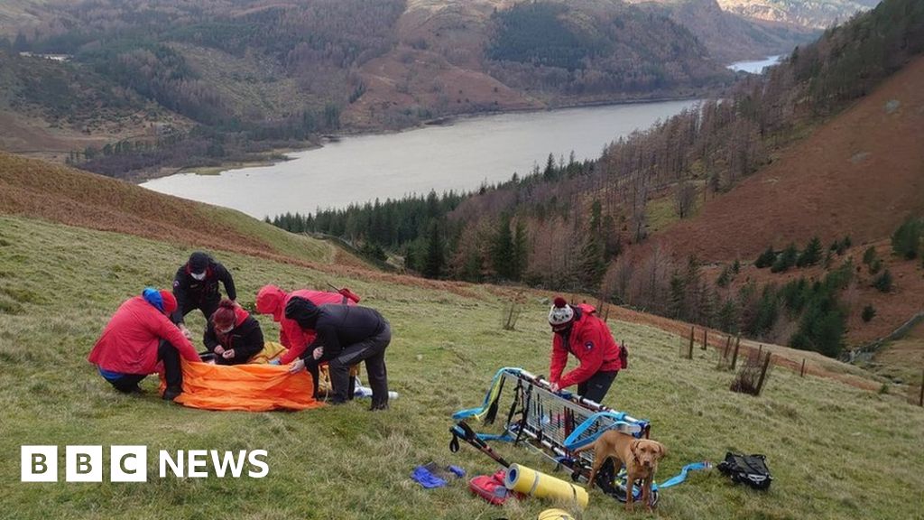 Injured Lake District walker rescued after Christmas Day slip - BBC News