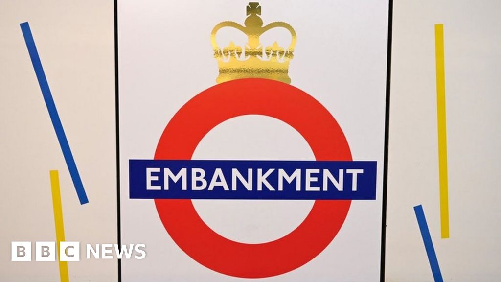 Coronation: King reminds railway passengers to 'mind the gap'