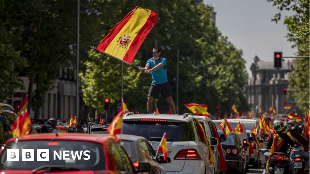 Spanish anti-lockdown car protest draws thousands