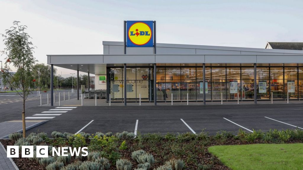 How Lidl learnt to be less German in the UK