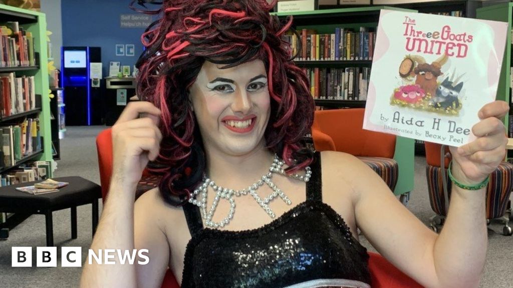 Cardiff drag queens story event greeted by rival protests