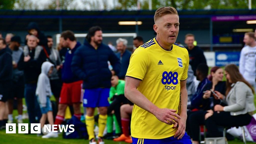 Footballers Net £10k To Tackle Suicide In Charity Match Bbc News 3380