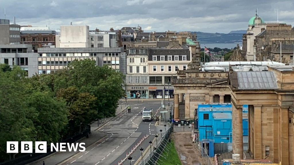 Suspicious object led to Edinburgh bomb scare - BBC News