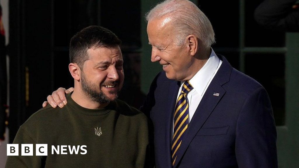 Zelensky greeted by Biden at the White House - BBC News