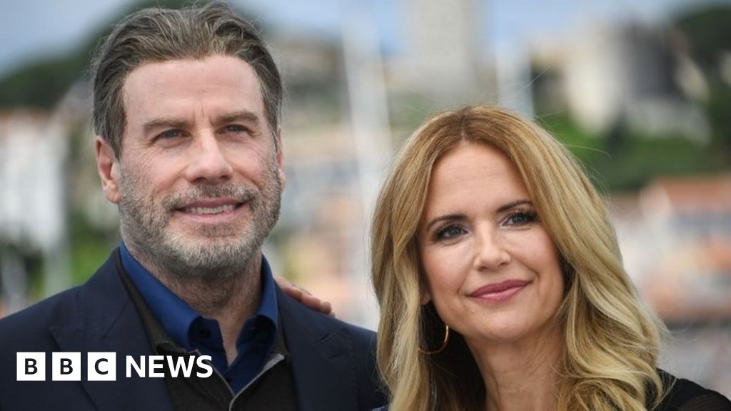 Actress Kelly Preston John Travoltas Wife Dies Aged 57 Bbc News