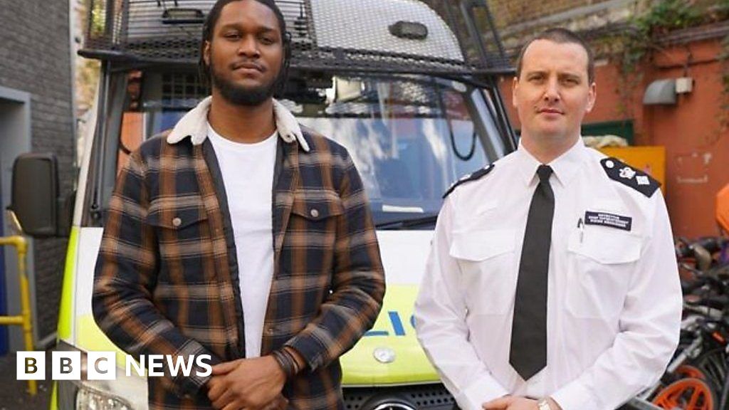 Knife Crime: Challenging The Police Over Stop And Search - BBC News