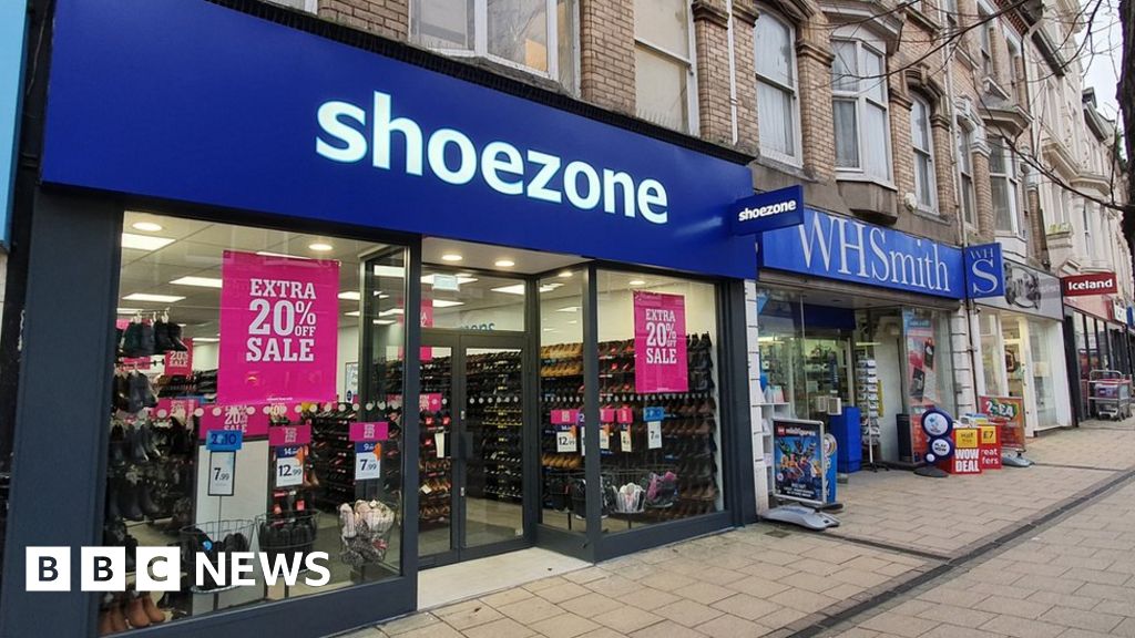 Shoe Zone: Retailer warns 100 shops 