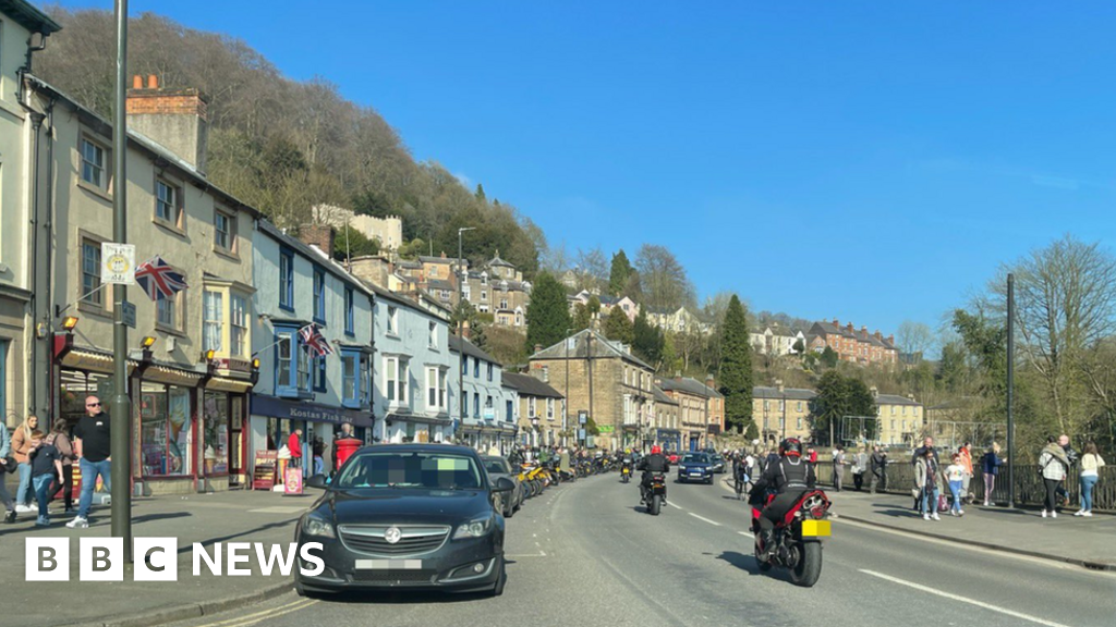 Covid Scenes in Matlock Bath 'like a bank holiday'