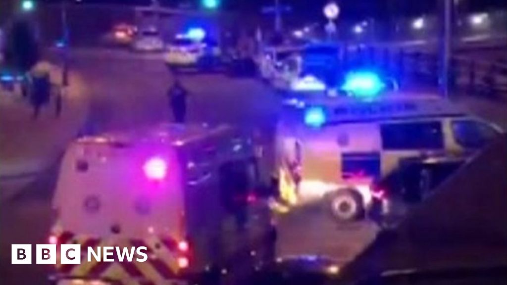 Shoreham disorder Fifteen held after youths confront police BBC News