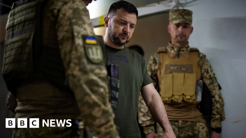 Ukraine war: Russia aiming to 'destroy' Donbas, Zelensky says