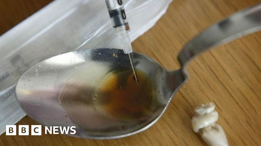 Needle exchange scheme visits double at Belfast facility BBC News