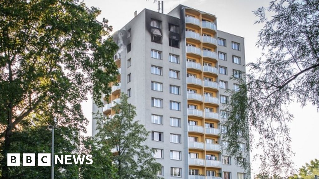 Eleven die in fire in Czech Republic tower block - BBC News
