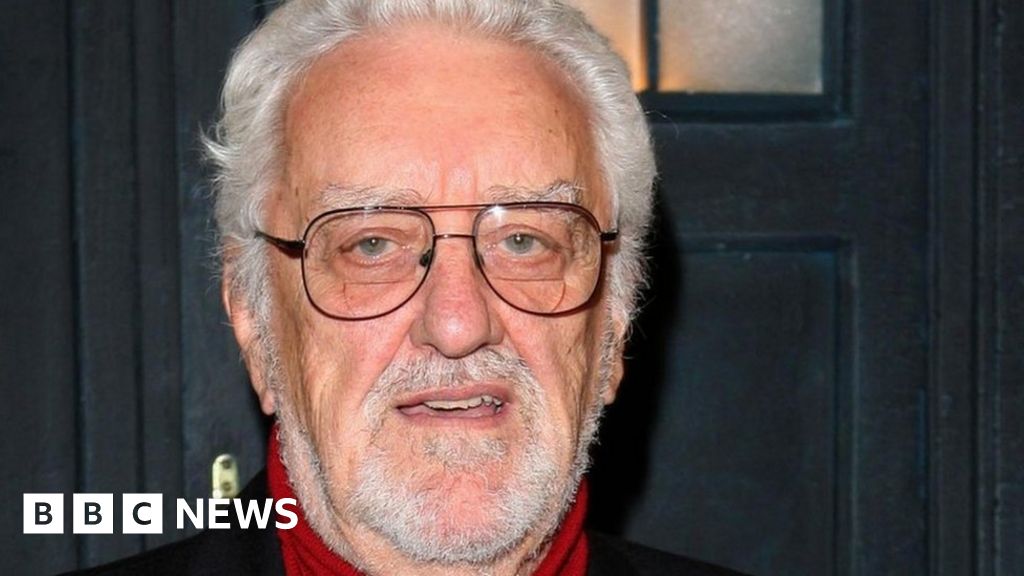 Bernard Cribbins: Doctor Who and Wombles star dies aged 93
