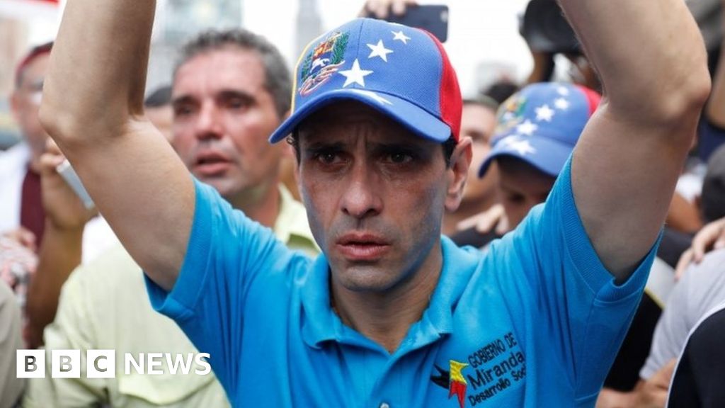 Venezuela Opposition Leader Capriles Banned From Politics - BBC News