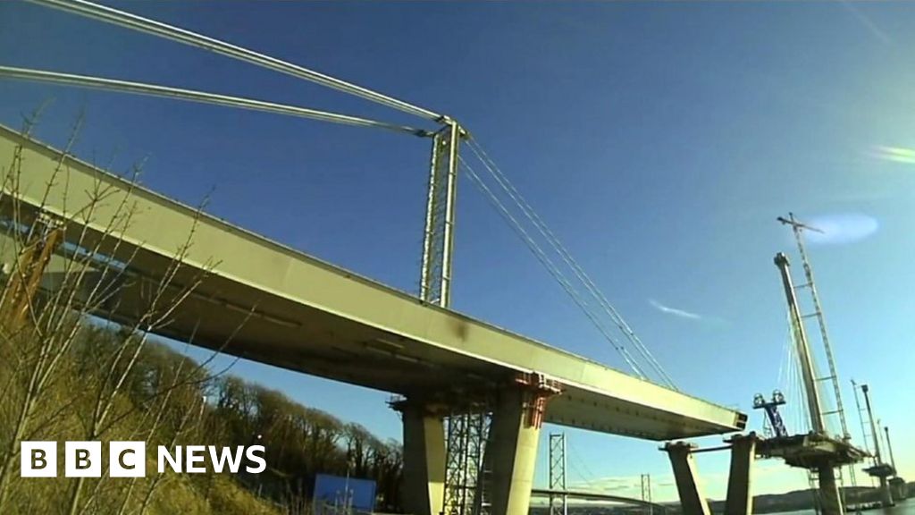 Queensferry Crossing Reaches Fife - BBC News