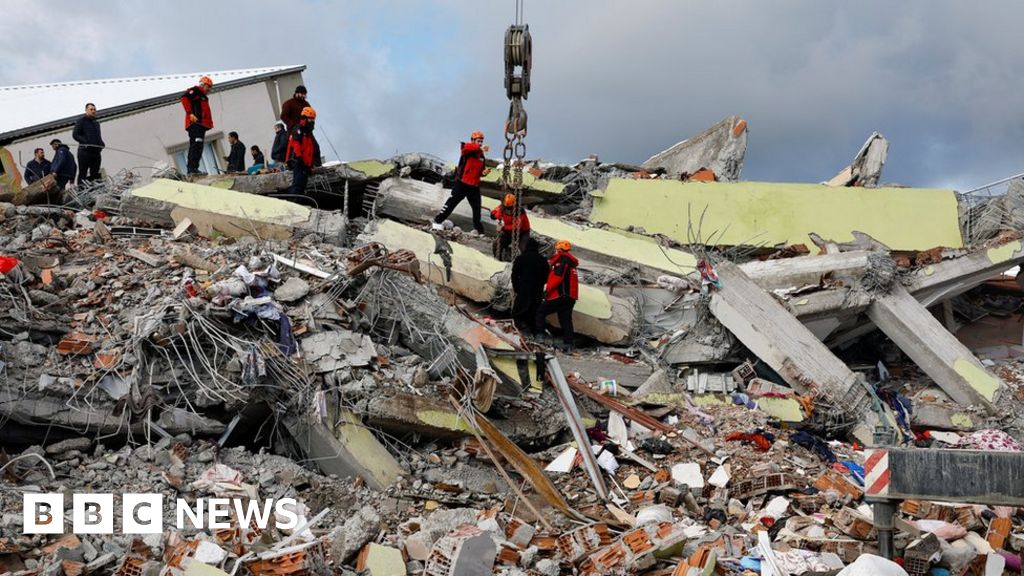 Turkey Earthquake Uk Firefighters To Help With Rescue Efforts 9377