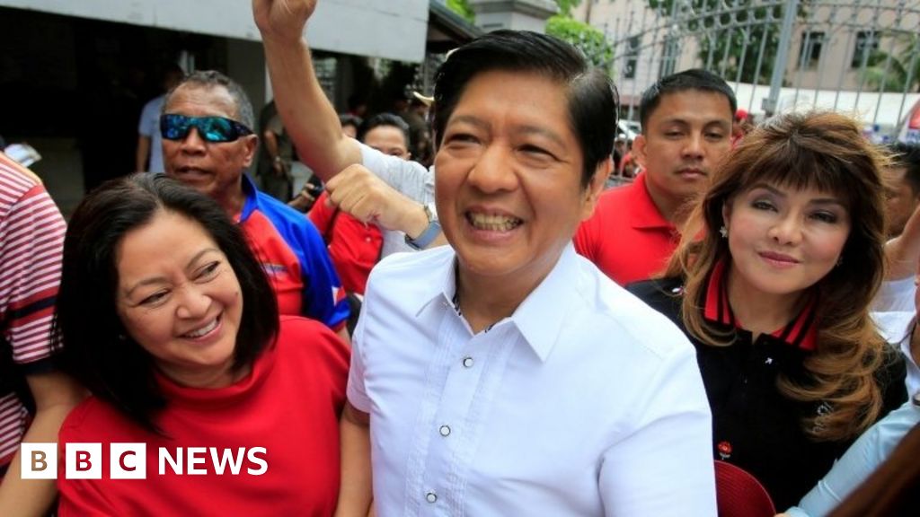 Philippines: Son of ex-dictator Marcos to run for president - BBC News