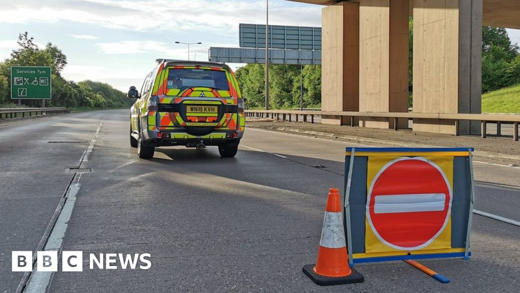 Road reopened after Download festival goers crash warning