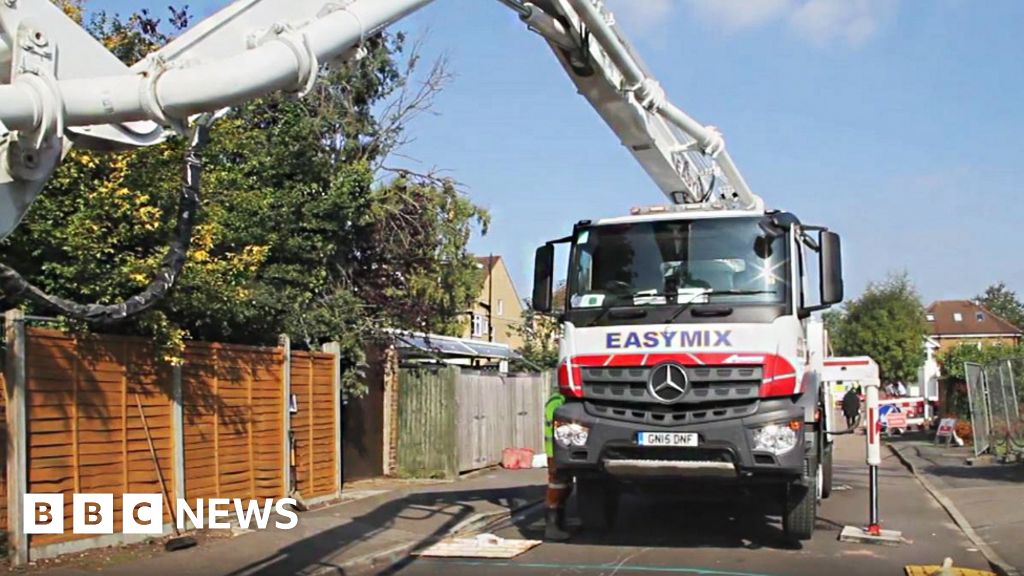 St Albans sinkhole: Concrete lorries start pouring