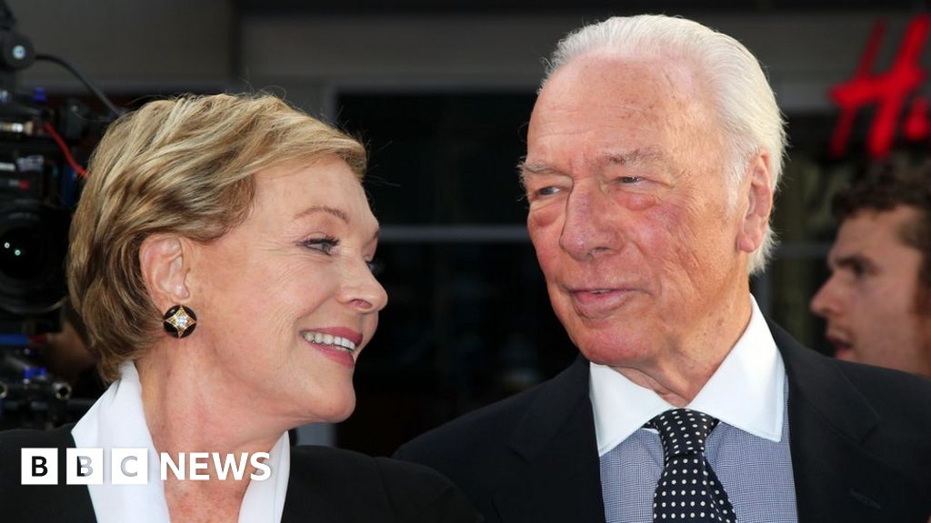 Christopher Plummer: Hollywood pays tribute to ‘one of many greats’