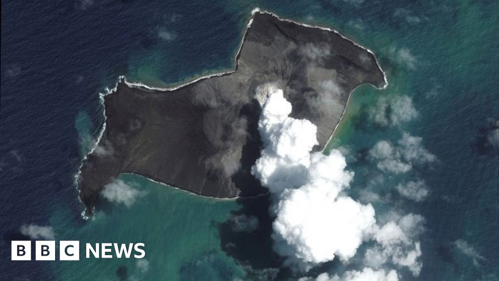 Tonga tsunami: Health warnings over volcanic ash