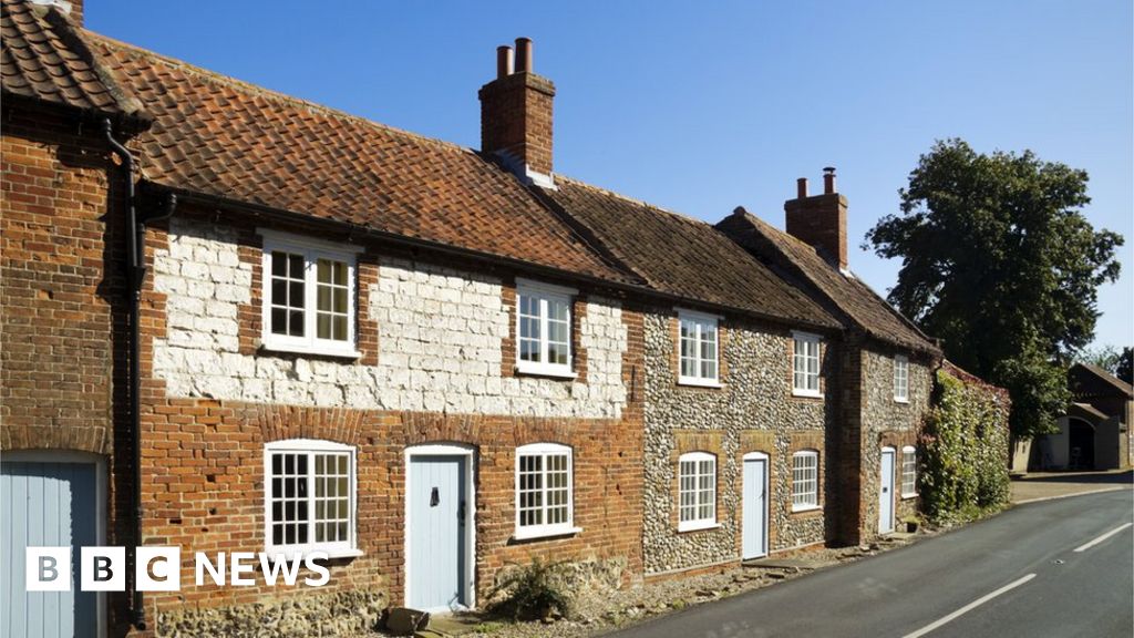 House price falls now widespread, say surveyors BBC News