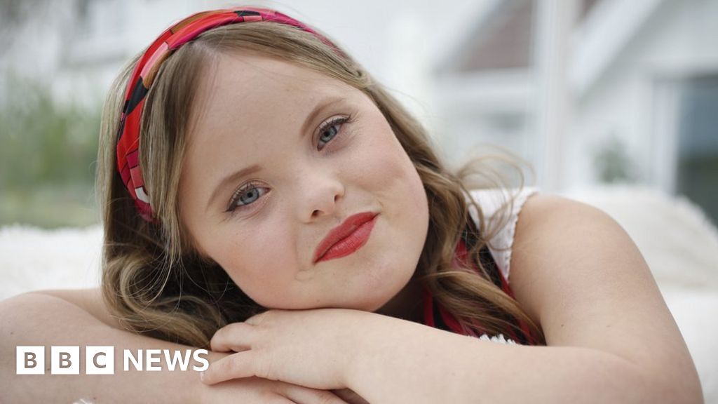 Downs Syndrome Swansea Model Beth Matthews Signs With Agency Bbc News