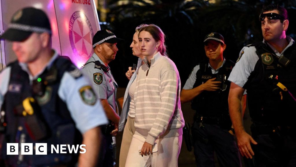 ‘It was carnage’ – Eyewitnesses describe Sydney stabbing horror