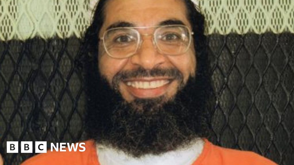 Shaker Aamer: Last UK Guantanamo Bay Detainee Lands In Britain - BBC News