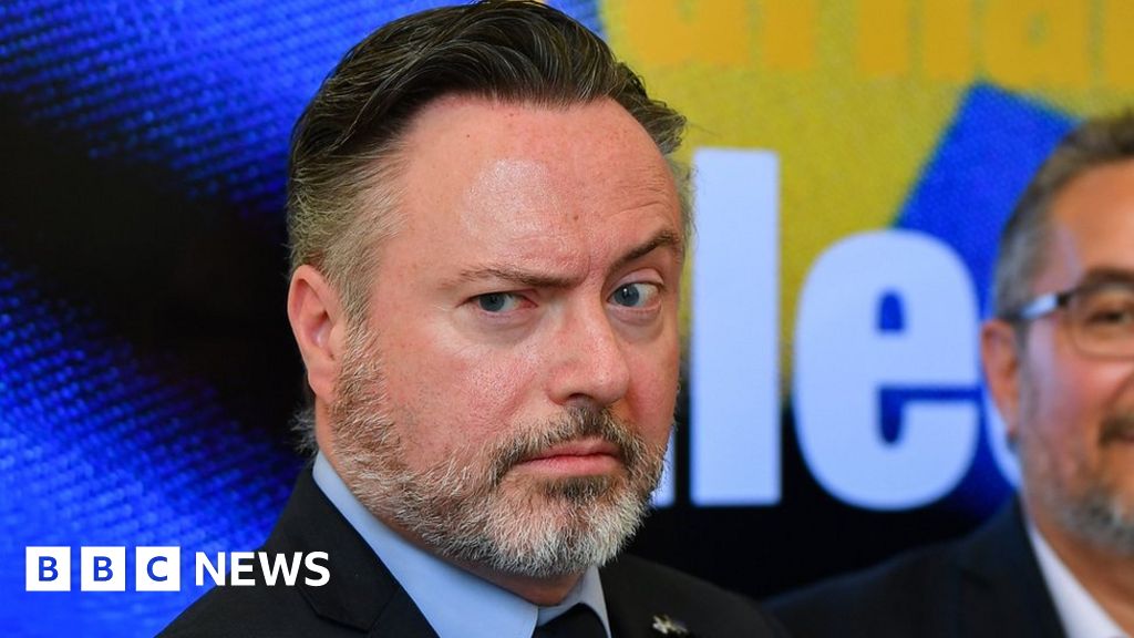 Alyn Smith: SNP MEP apologises over Brexit Party 'money laundering' claim