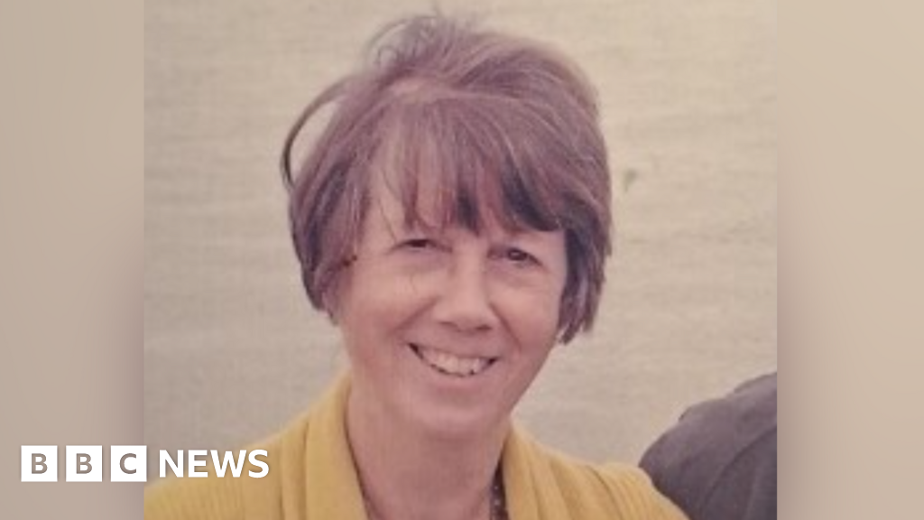 Team of volunteers and police searching for missing Suffolk woman Curated by Alerts360