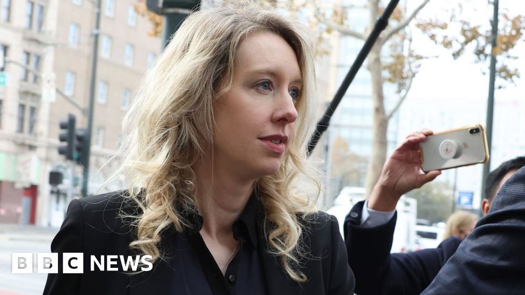 A court has ruled that disgraced Theranos founder Elizabeth Holmes must report to prison while she appeals against her fraud conviction.  She will spl