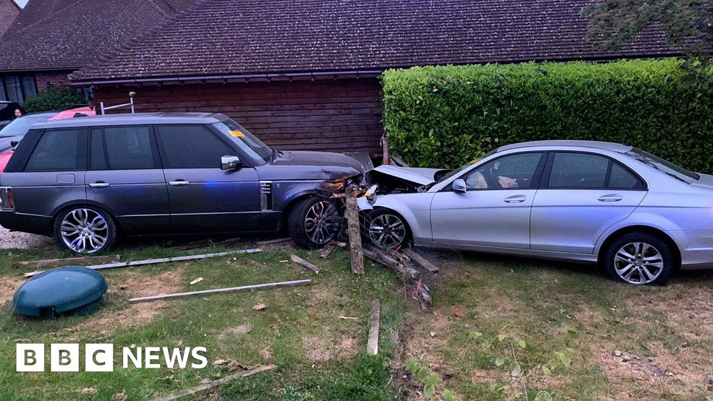 Cars crash into garden off ‘scary’ unlit HS2 bypass