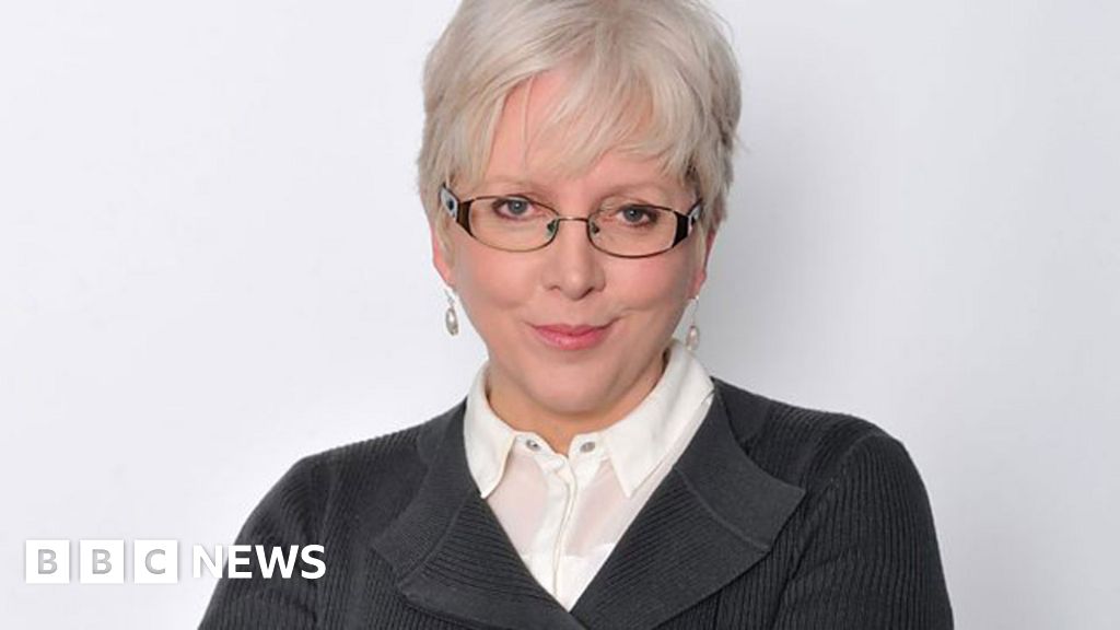 Bbc Apologises To Carrie Gracie Over Pay Bbc News