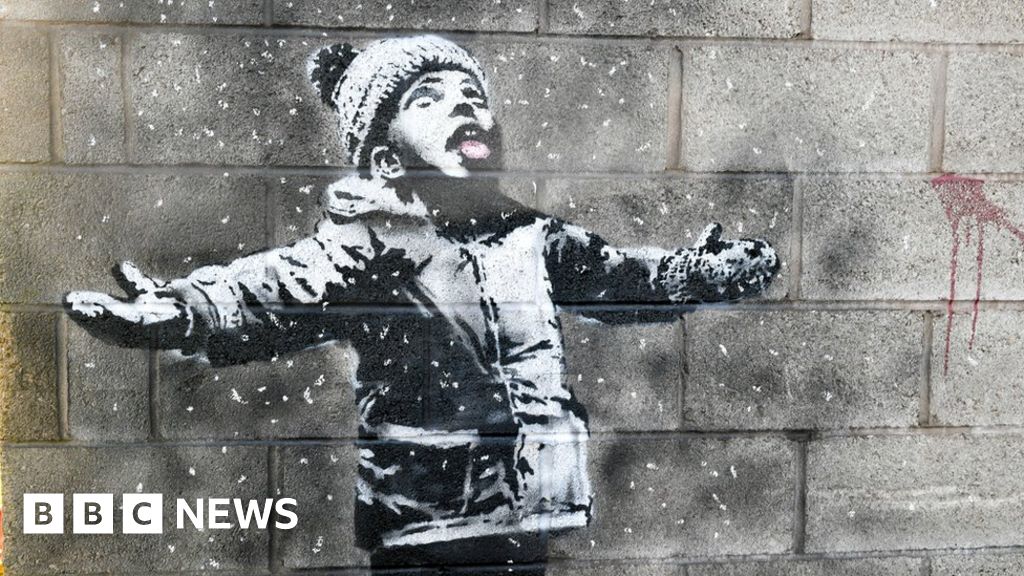 Banksy artwork creates urban tree debate, says pruning firm boss - BBC News