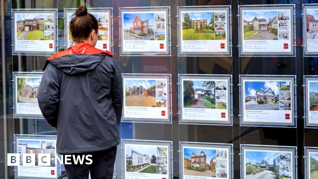 Labour woos first-time buyers with mortgage guarantee pledge