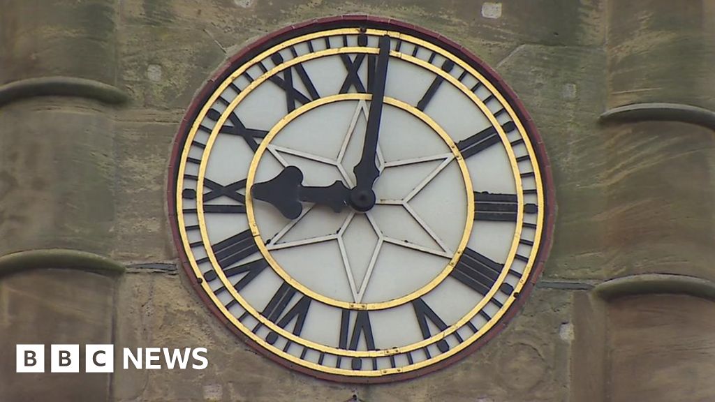 Twitter: The town clock that only chimes on social media