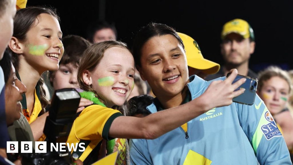 Matildas mania sweeps Australia ahead of England semi-final