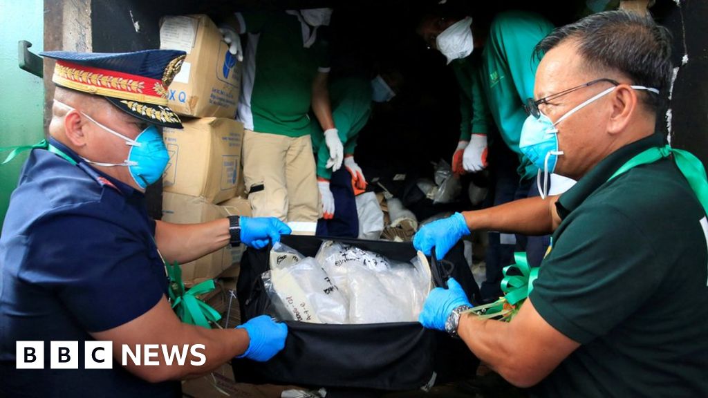 Philippines Police Say Drug Raids Netted £120m Worth Of Meth Bbc News