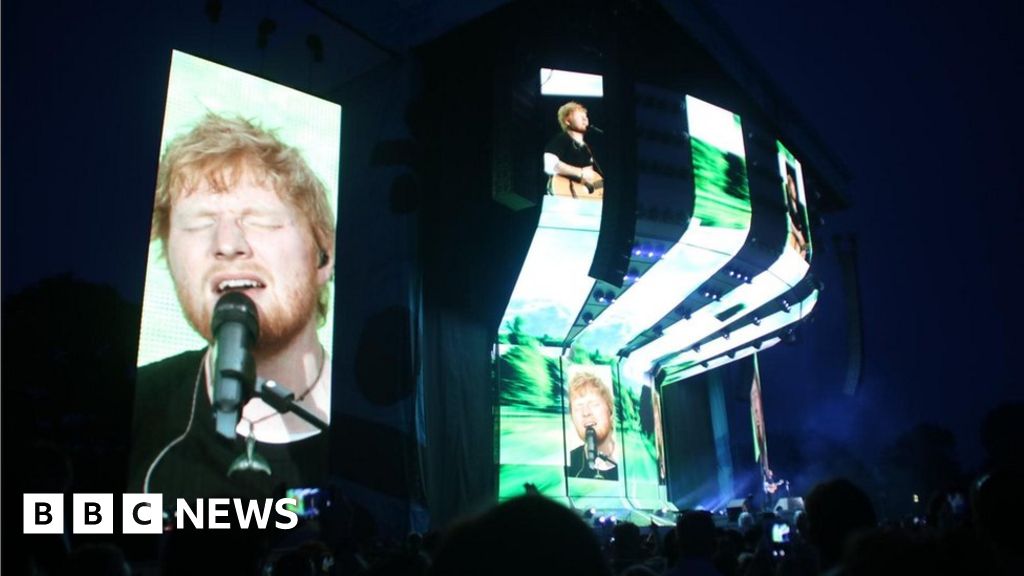 Ed Sheeran Closes Divide Tour With Ipswich Homecoming Gigs - BBC News