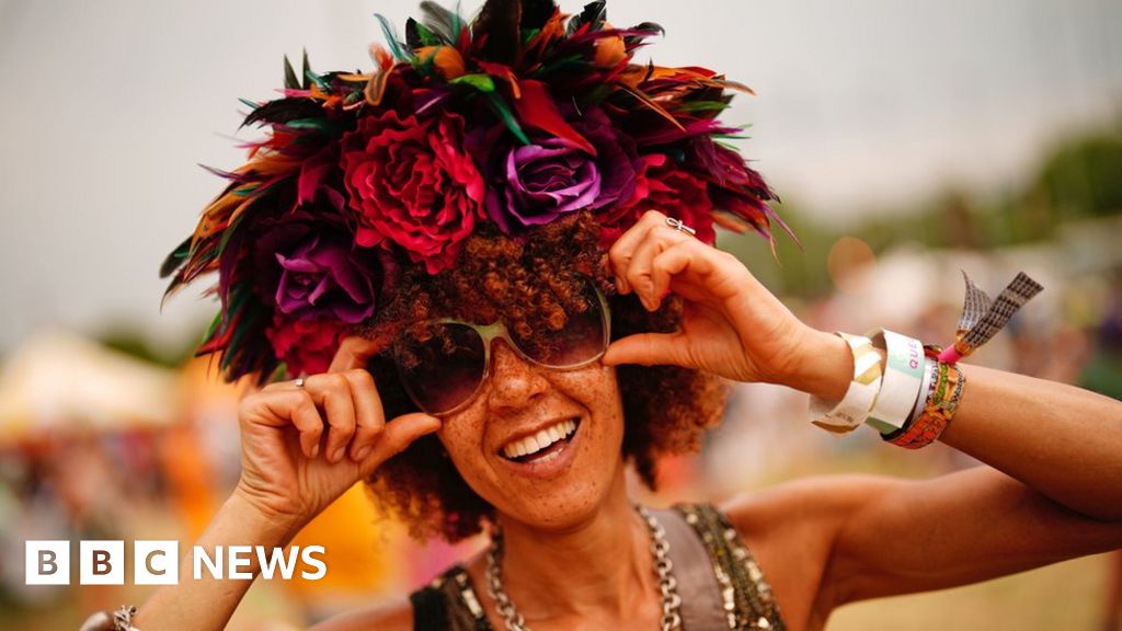 In Pictures: Glastonbury 2022 - BBC News