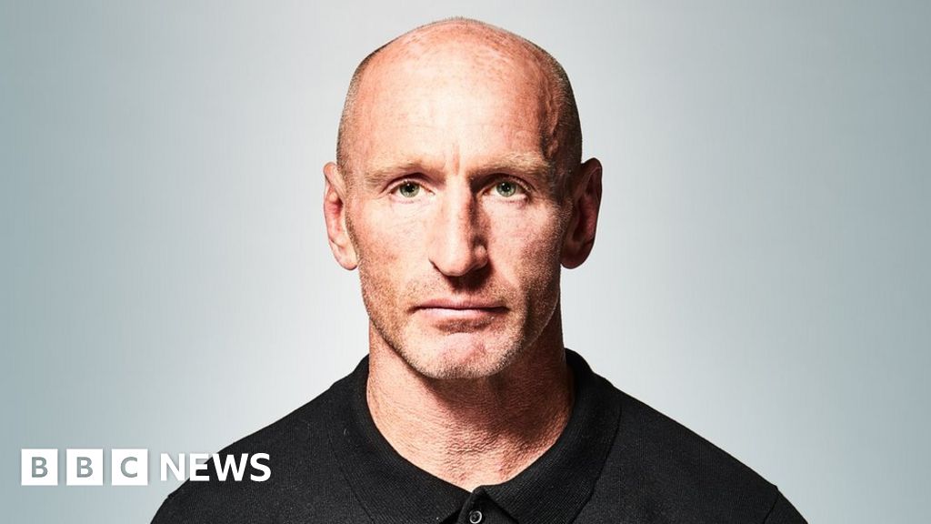 Gareth Thomas: Former Wales rugby star settles HIV case with ex - BBC