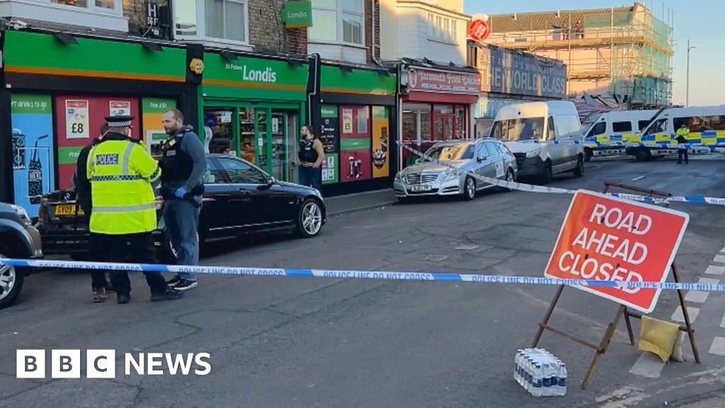 video-shows-police-response-to-serious-incident-in-great-yarmouth