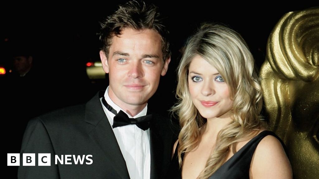 Holly Willoughby to return to Dancing on Ice alongside Stephen Mulhern