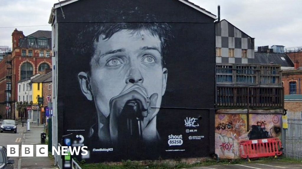 Joy Division: Peter Hook says mural row should prompt Ian Curtis