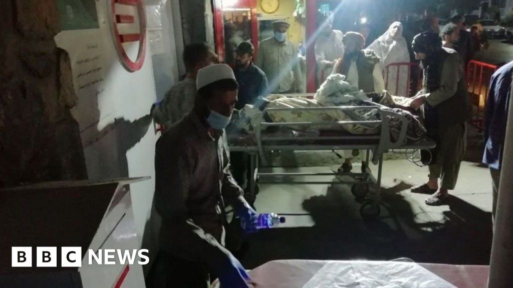 Kabul airport bomb attacks leave many casualties