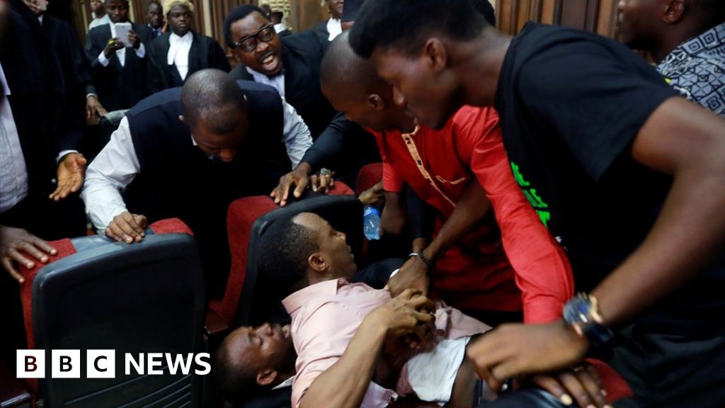 Nigerian journalist Sowore detained in court