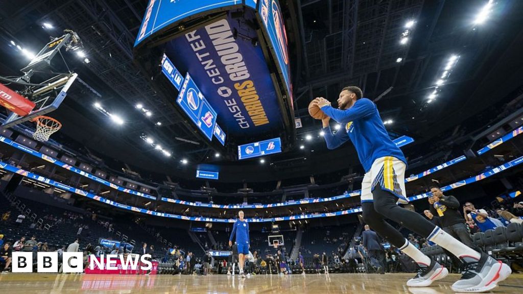 Golden State Warriors' Chase Center: Behind-the-scenes - BBC News