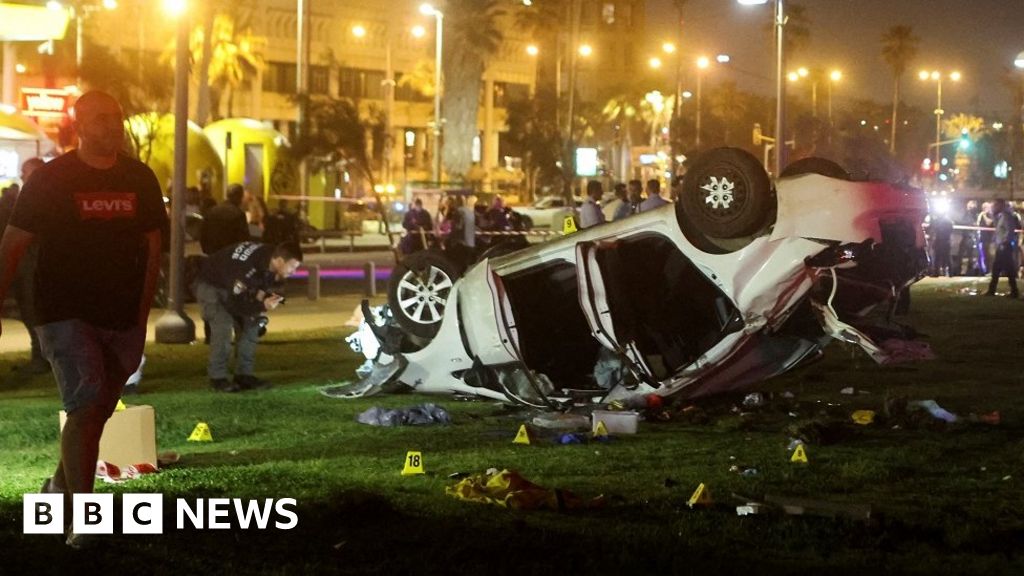 One tourist killed and seven wounded in car ramming attack in Tel Aviv