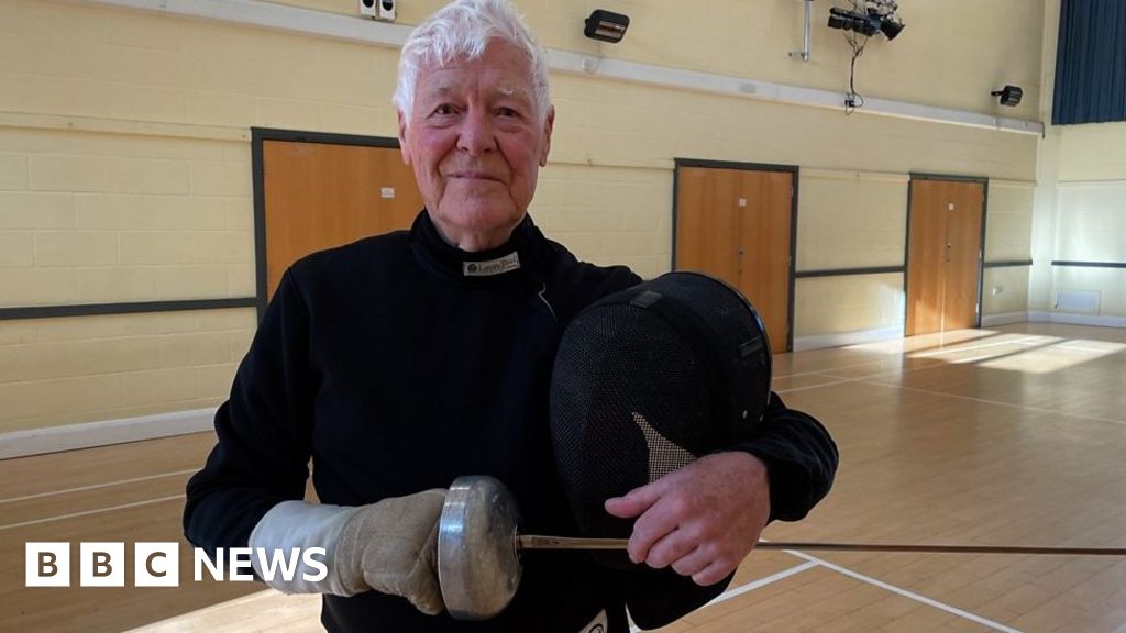 Coach, 91, says fencing keeps him alive BBC News